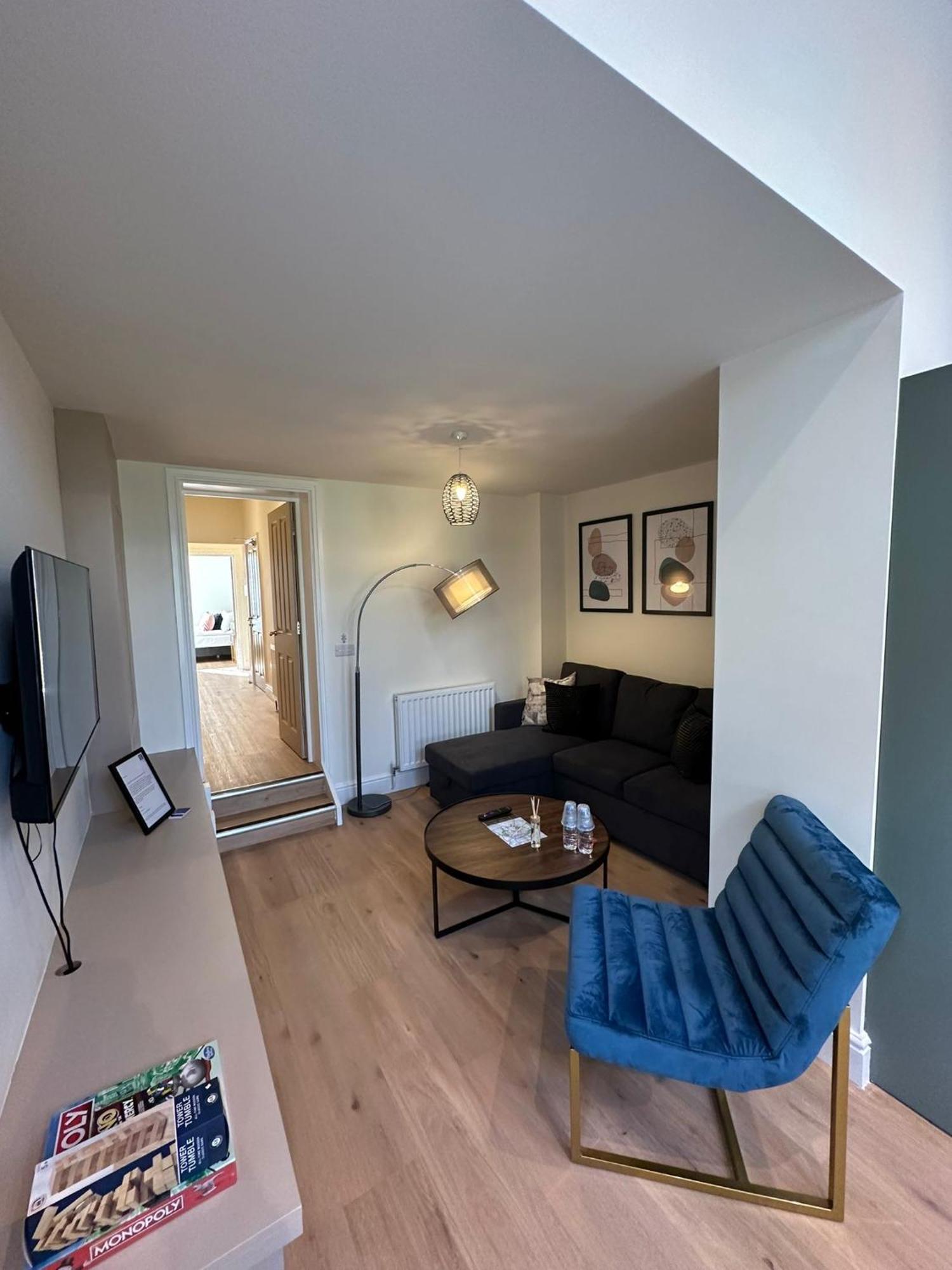 Central Cambridge Apartments By Tas Bagian luar foto