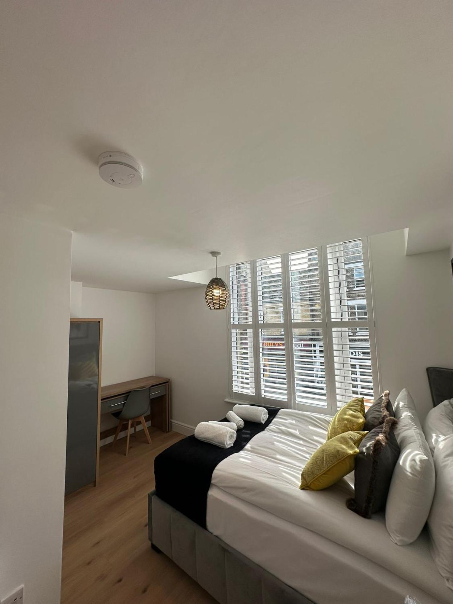 Central Cambridge Apartments By Tas Bagian luar foto